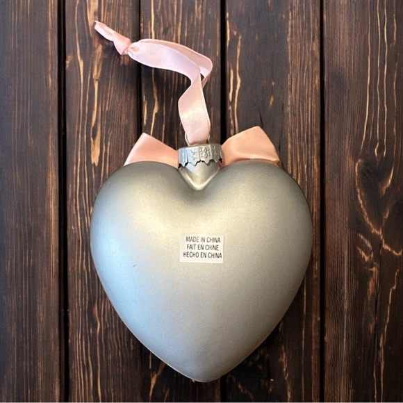 NIB AVON 2023 BREAST CANCER AWARNESS ORNAMENT - Picture 3 of 5